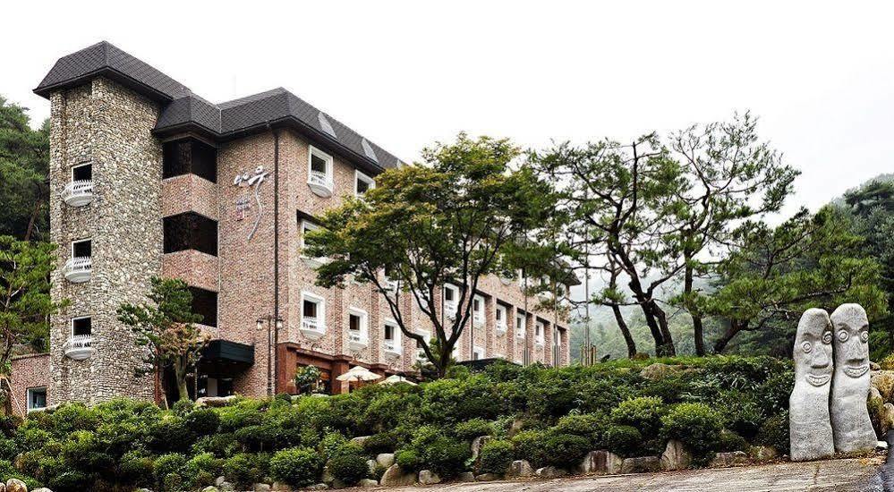 Unique Hotel Namoo Cheongju Zewnętrze zdjęcie